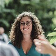 Laureanda di scienze dell’educazione e della formazione, con certificazione Cambridge di inglese livello C1, impartisce lezioni di inglese. Con la possibilità di tenere l’intera lezione in lingua